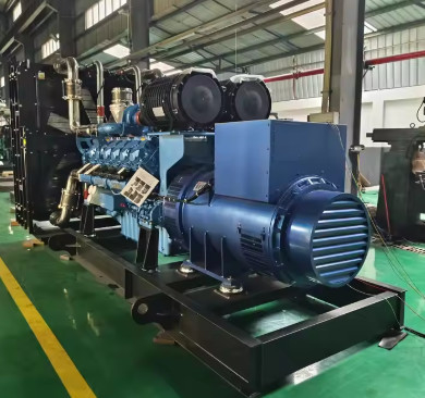 Αγορά 700kVA 560KW Τιμές εργοστασίου Πρωταθλήτρια γεννήτρια ΥΦΑ Γεννήτρια φυσικού αερίου με μετατροπέα υψηλής απόδοσης online manufacture